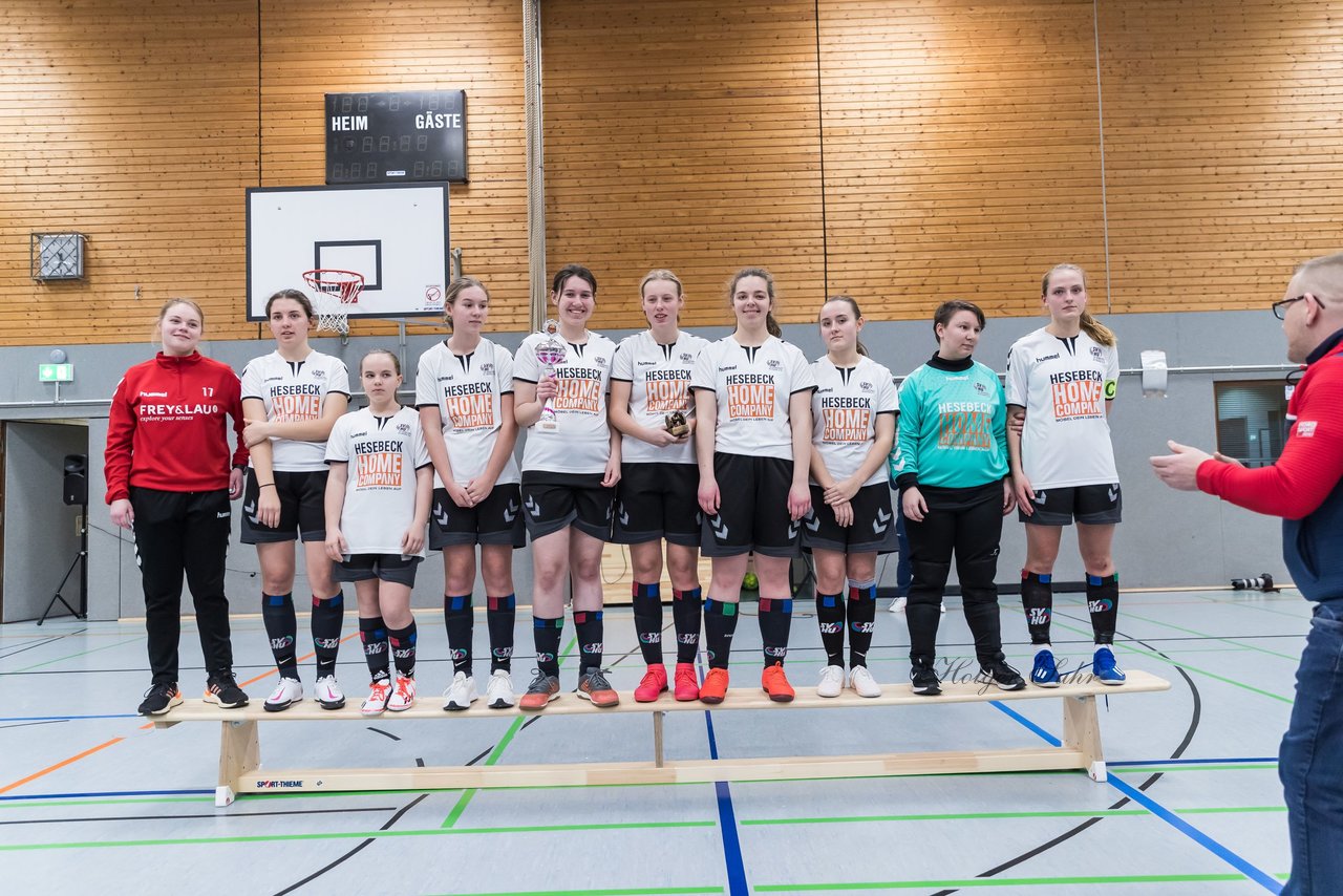 Bild 84 - B2 Loewinnen Cup